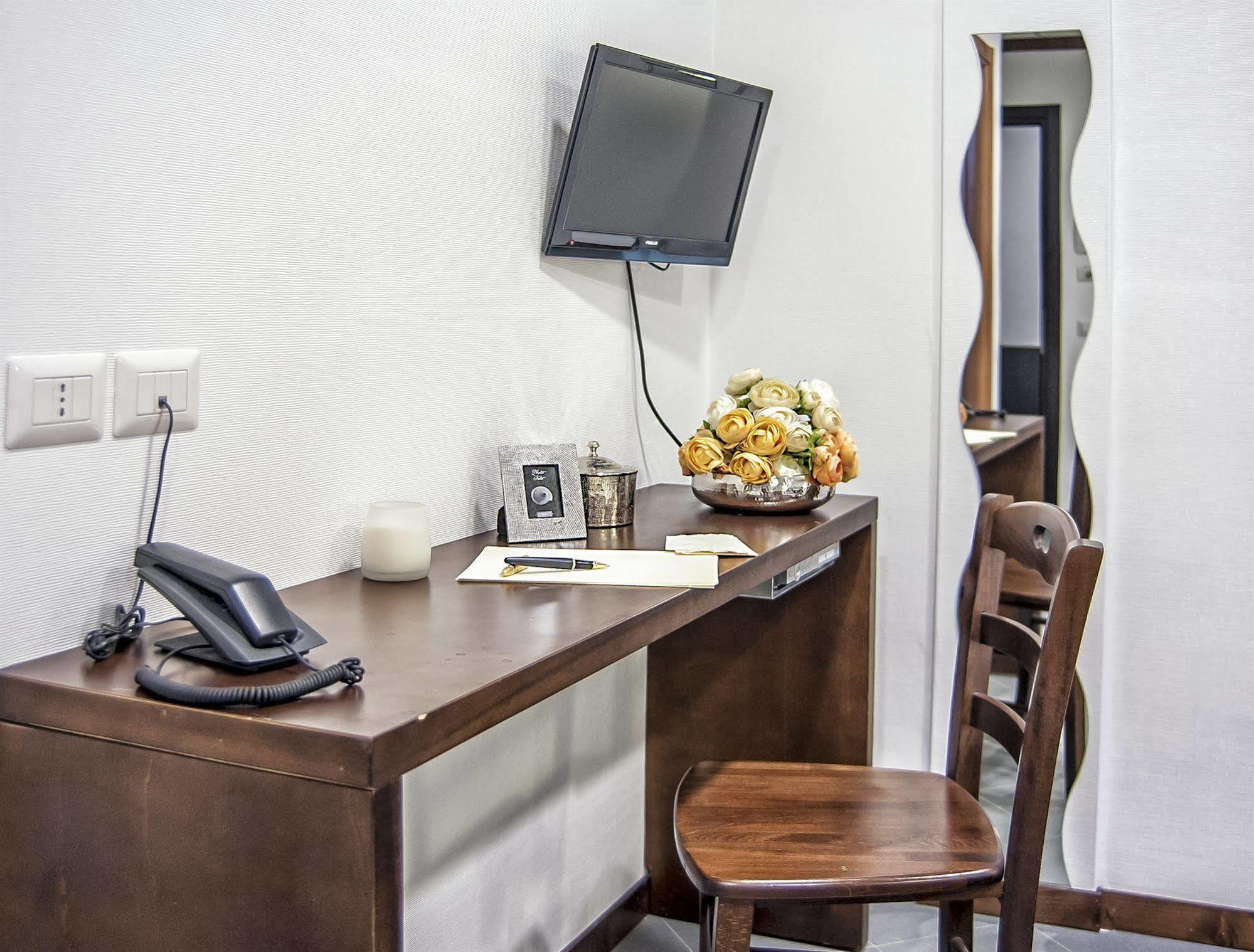 Hotel Santa Chiara Nocera Inferiore Dış mekan fotoğraf