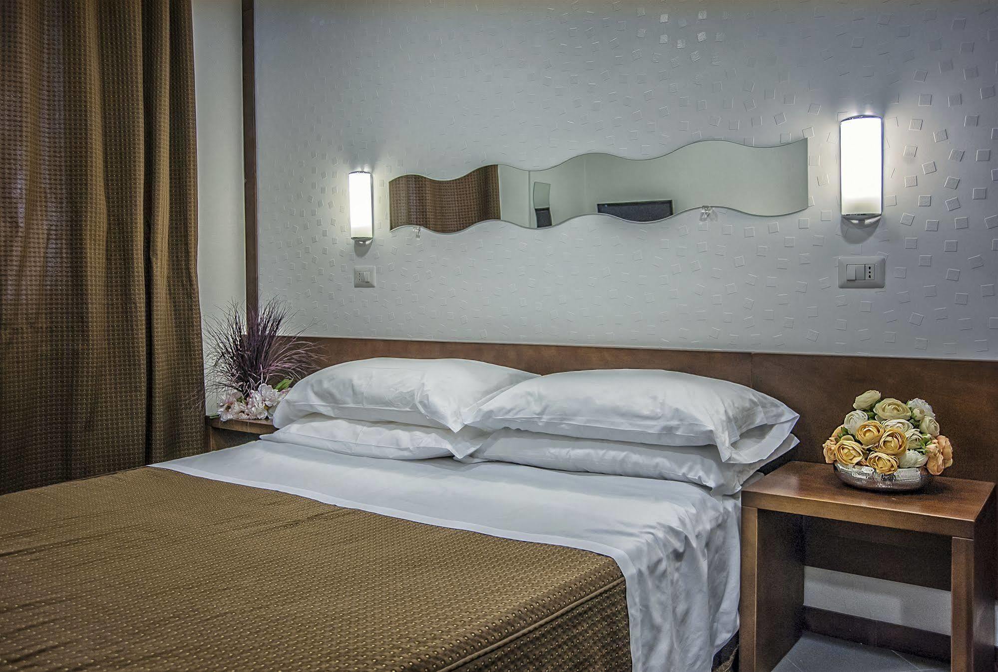 Hotel Santa Chiara Nocera Inferiore Dış mekan fotoğraf